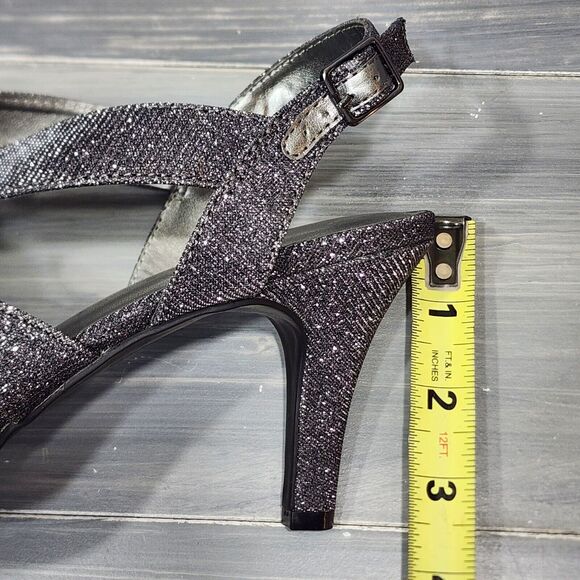 Karen Scott Belindah Sandals Size 6.5 M Metallic Pewter Open Toe Slingback Heels - Picture 11 of 13